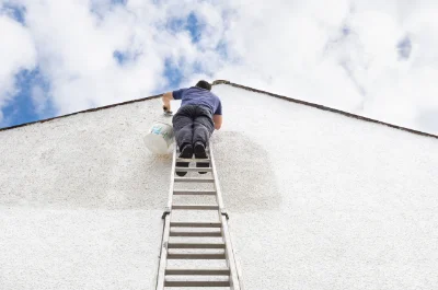 Peinture extérieure à Vernègues — façades et ravalement